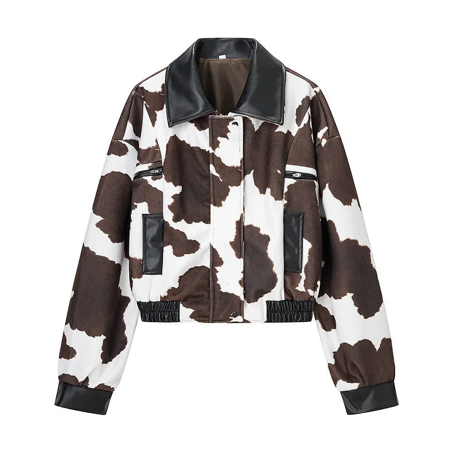 Chaqueta con estampado de vaca para mujer en cuero vegano