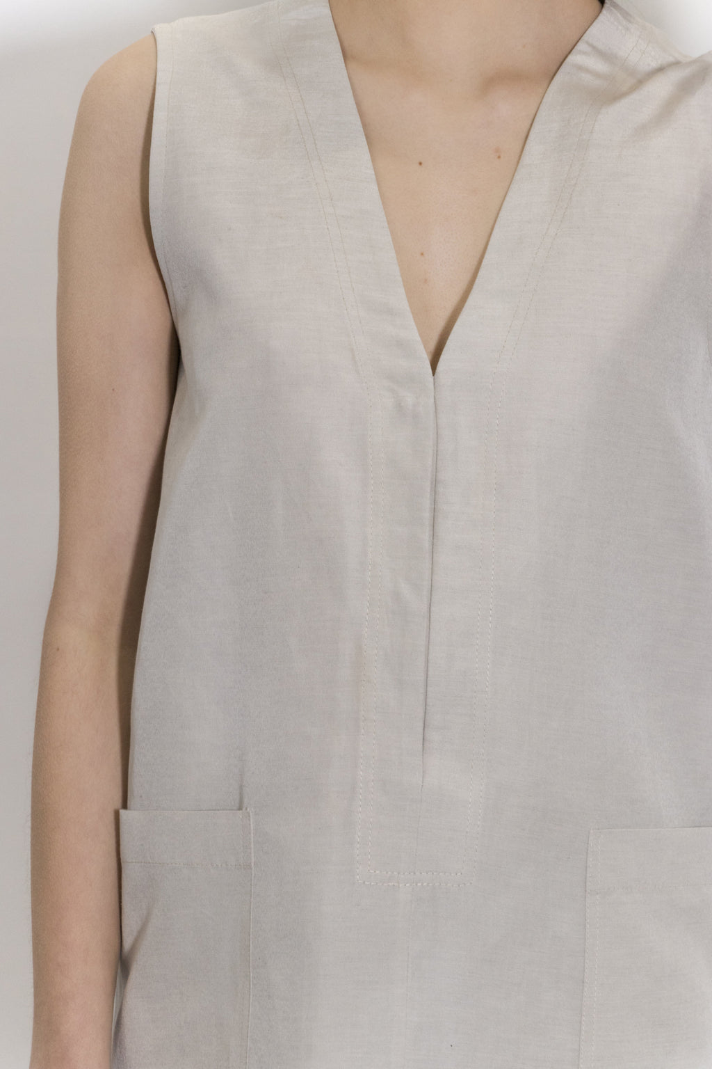 Lithium Silk Blend V-Neck Front Pocket Shift Dress